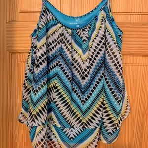 Women’s Abstract Flowy Tank